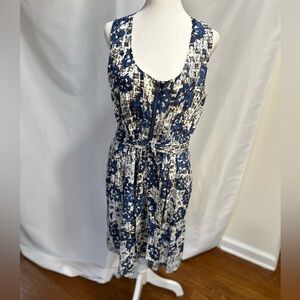 Worn once MARC NEW YORK ANDREW MARC Floral Blue and White Dress IN SIZE 14